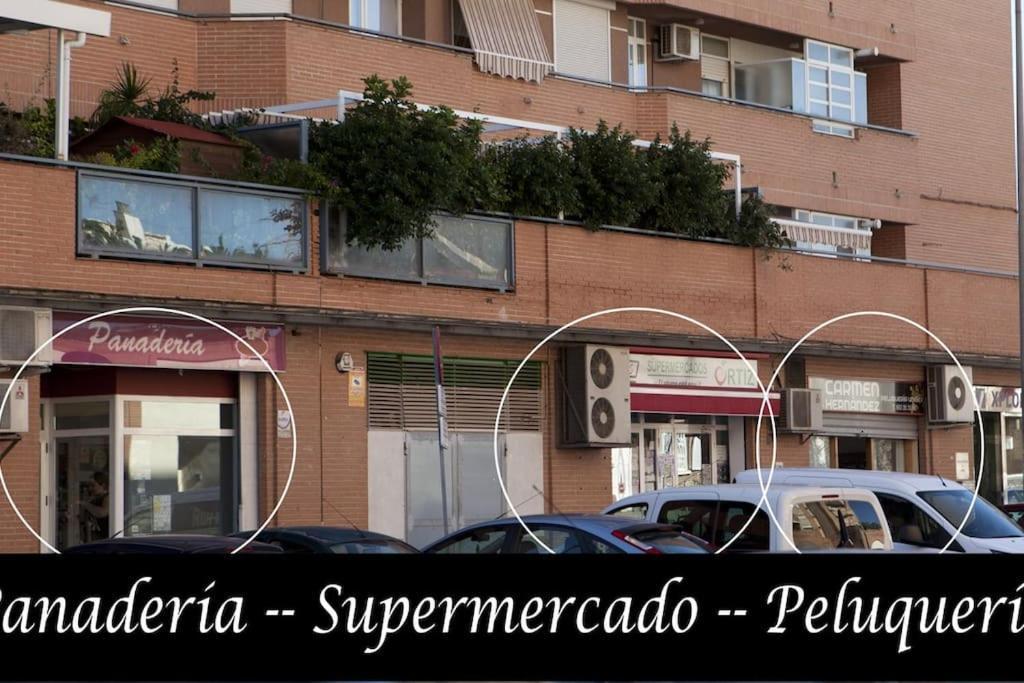 Piso Ideal Con Wifi Parking Y Desayuno Murcia Exterior photo